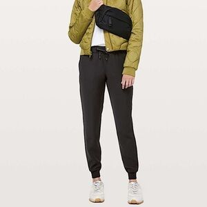 Lululemon On The Fly Jogger Black 8